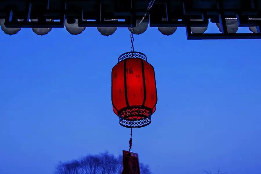 南北特祝全市人民中秋闔家幸福，團(tuán)圓美滿！